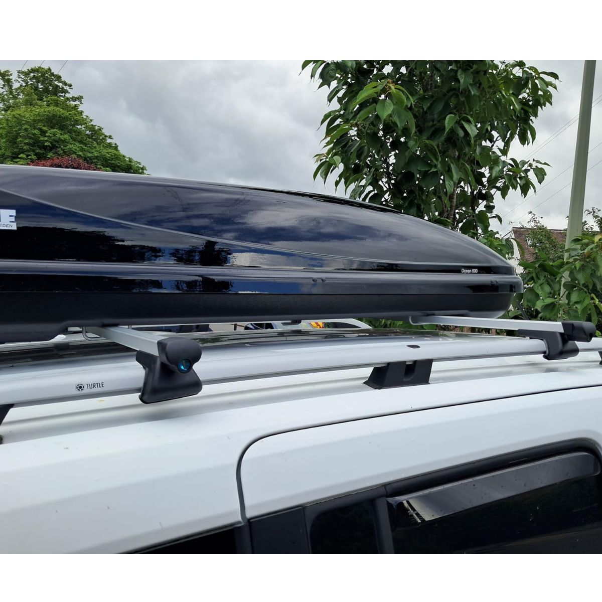 shield autocare universal aluminium car roof bars raised rails crossbar lifestyle